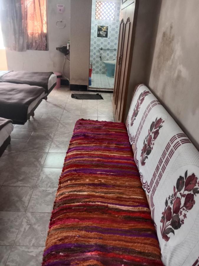 Ashirwad Bunglow * Dwarka (Gujarat)